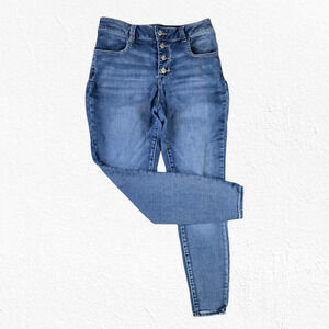Maurices Medium Wash Button Fly Stretch High Rise Skinny Jeans Size 8 Short